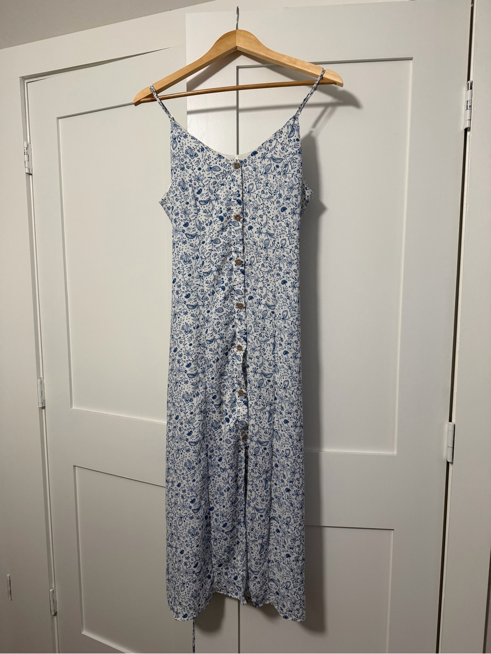Women’s Blue Floral Button-Front Sundress